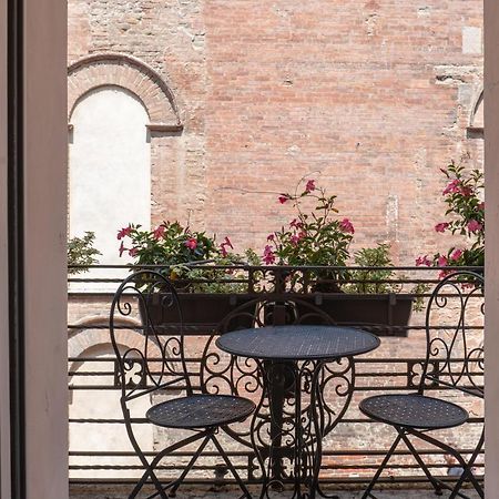 Hotel Duomo เกรโมนา ภายนอก รูปภาพ