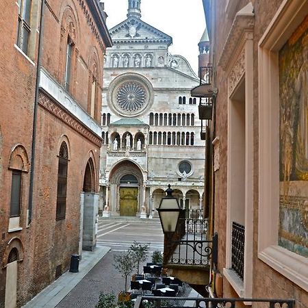 Hotel Duomo เกรโมนา ภายนอก รูปภาพ