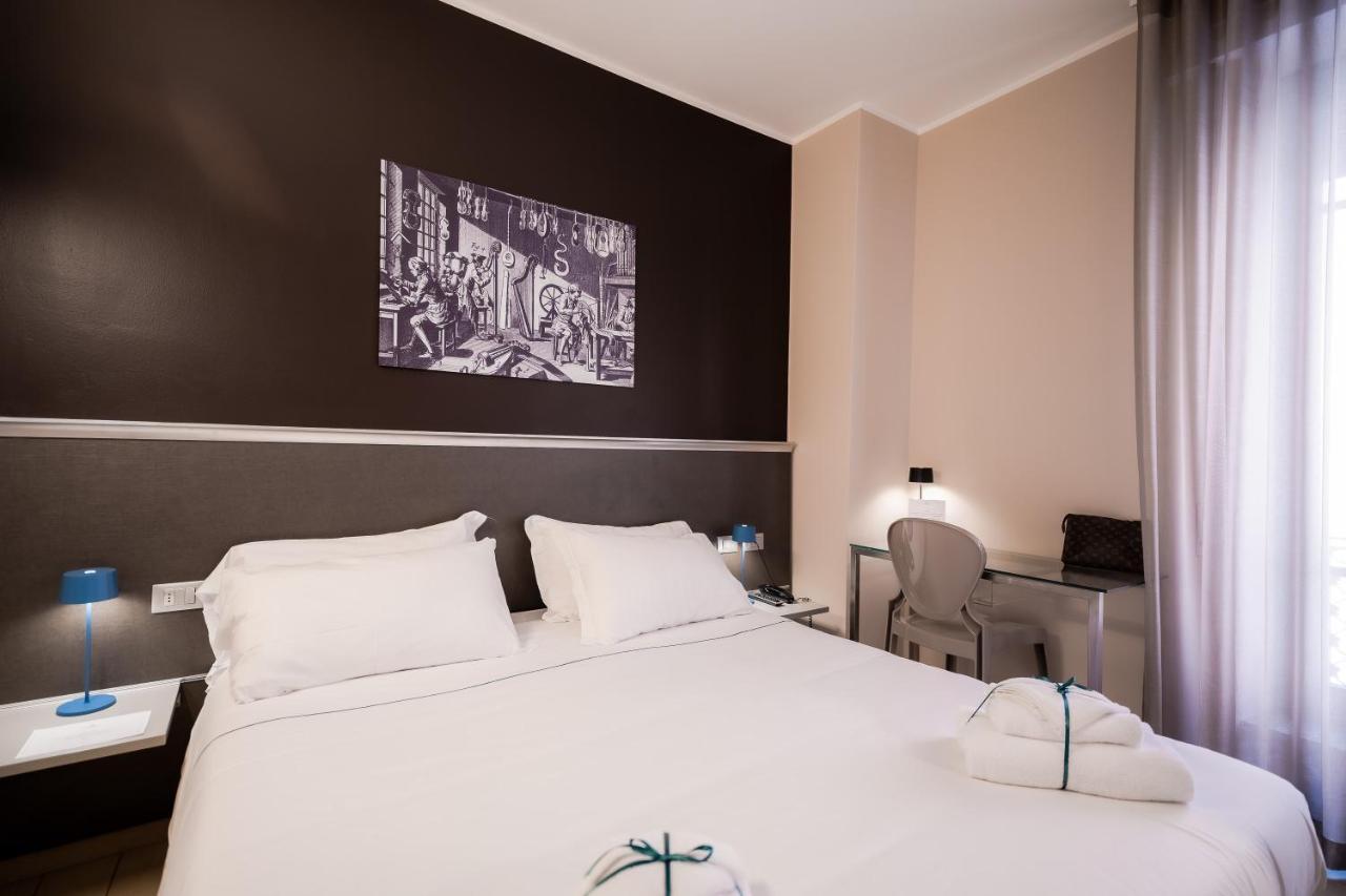 Hotel Duomo เกรโมนา ภายนอก รูปภาพ